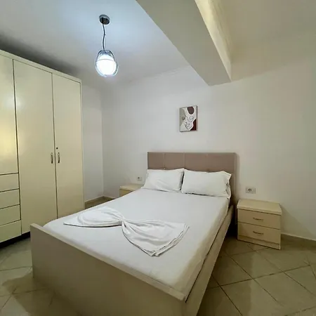 K&V Apartments Sarande Exterior photo
