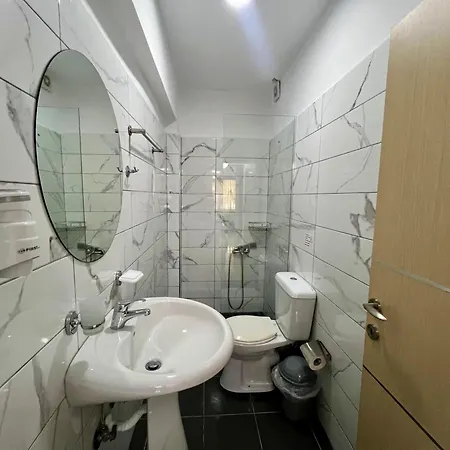 K&V Apartments Sarande Exterior photo